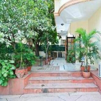Luxurious Stay At Gurgaon Sector 17a, Gurgaon 1